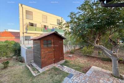 In vendita: Appartamento a Novigrad con grande giardino.