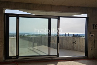 POREČ AREA – Luxury New Building with a Panoramic View of the Sea and the Alps - under construction