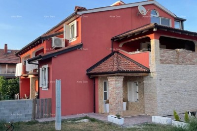 Ližnjan – Casa con appartamenti e piscina, 460 m².