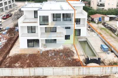 Huis Poreč - in aanbouw