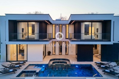 Ližnjan – Exclusive villa with sea view, heated pool and smart home system