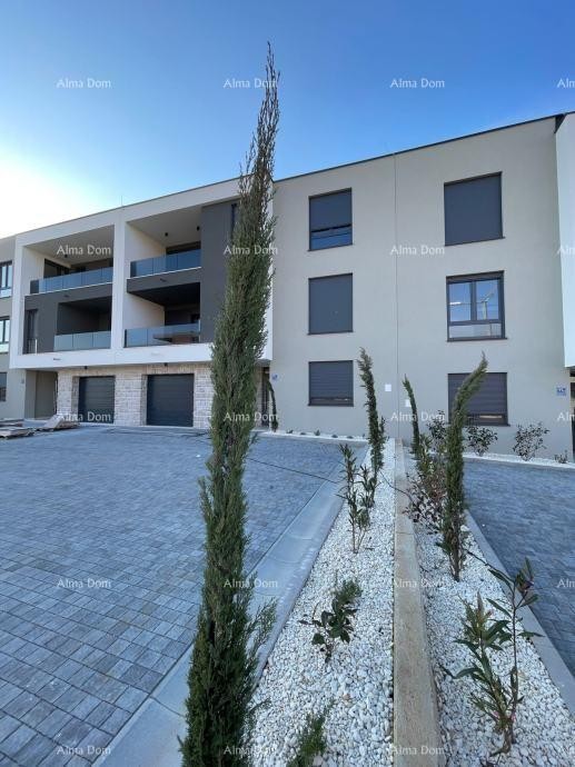 Verkauf-Neubau! Wohnung mit zwei Schlafzimmern und zwei Stellplätzen, Pula, Valdebek!