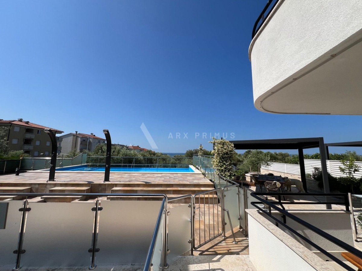 Wohnung mit Pool in der Nähe des Meeres, Zambratija, Umag