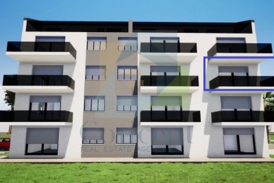 Tar, Poreč - EXKLUSIVES ANGEBOT - Luxuriöse Wohnung im 2. Stock, 3 km vom Meer entfernt - in Gebäude