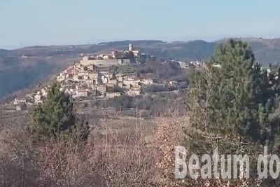 Kuće u ruševnom stanju,za renovirati,Motovun