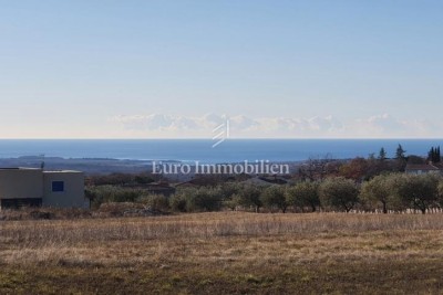 Kaštelir - zemljišče s pogledom na morje in projektom