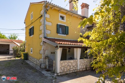 House Barbići, Raša, 90m2
