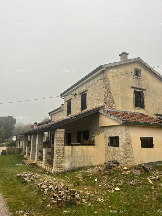 Zu verkaufen: Familienhaus in ruhiger Lage in der Umgebung von Labin