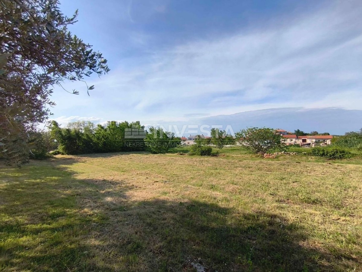 Vodnjan, Baugrundstück 960 m²