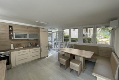 Erdgeschosswohnung in der Nähe des Meeres