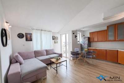 Splendido appartamento arredato con gusto a Novigrad