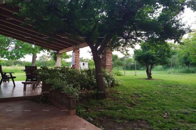 Excellent opportunity! Ground floor property with additional building and large land – LOBORIKA