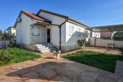 Haus mit Garten in Meeresnähe, Istrien