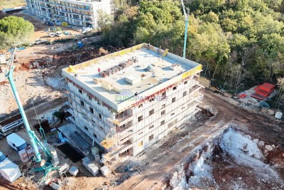 Istra, Poreč, stan u prizemlju luksuzne novogradnje