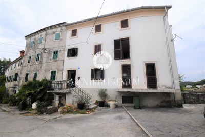 Obiteljska kuća sa krasnim pogledom