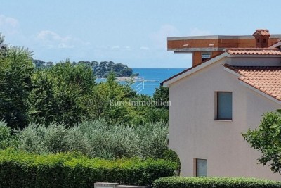 Poreč, stanovanje v novogradnji, pogled na morje!