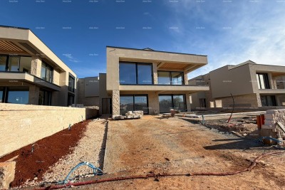 Prodaja modernih vila u predivnom stambenom naselju, Umag