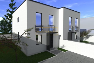 MODERNES ZWEIFAMILIENHAUS ZUM VERKAUF IN UMAG, ISTRIEN – 200 M VOM MEER UND STRAND ENTFERNT, IDEALE INVESTITION IN ISTRIEN! - in Gebäude