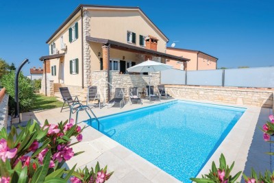 Umag - Umgebung, Doppelhaushälfte in TOP-Lage 300 m vom Meer entfernt