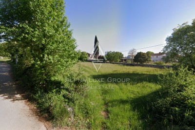 Istra, Baderna: Građevinske parcele u nizu