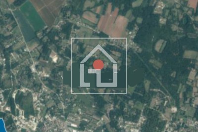 Vikendica u Medulinu , mirna lokacija - odličan potencijal