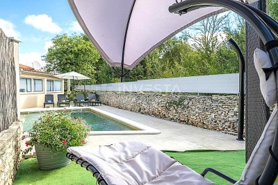 Vodnjan, single-storey house with a swimming pool
