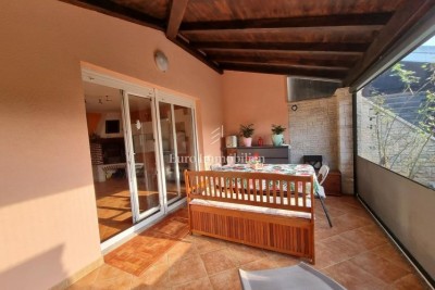 Poreč und Umgebung – Einfamilienhaus mit 3 Schlafzimmern