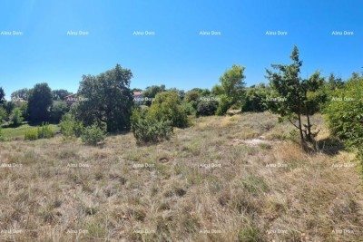 Prodaja građevinskog zemljišta površine 602 m2, blizu Peruški i Duge uvale