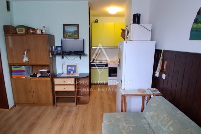 Istra, Červar Porat: Stan s balkonom blizu mora
