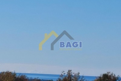 VRHUNSKA LOKACIJA - Gradbena parcela s pogledom na morje!!!