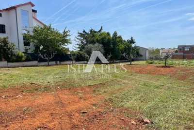 Interesting building plot in Kaštelir - sea view