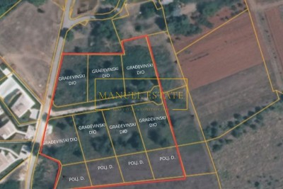 SPACIOUS BUILDING LAND IN ISTRIA, SUITABLE FOR THE CONSTRUCTION OF HOUSES OR VILLAS!