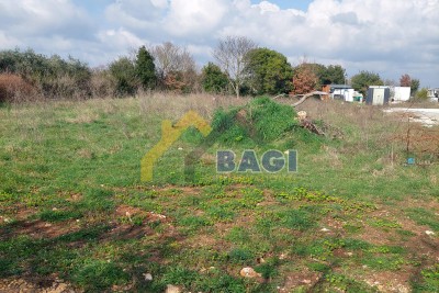ZAZIDLJIVO ZEMLJIŠČE JADREŠKI PULA 849m2