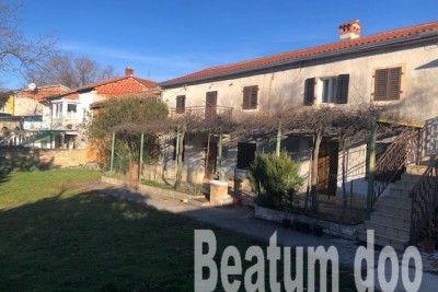 Kuće u unutrašnjost Istre,Buje