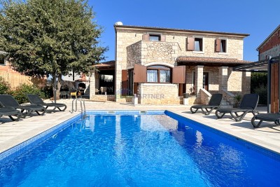 Steinvilla mit Pool, in der Nähe von Poreč