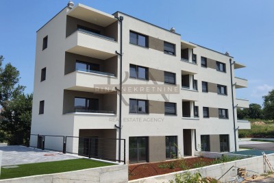 ISTRIEN - POREČ - TAR, WOHNUNG 88m2+GARTEN+2 PARKPLÄTZE
