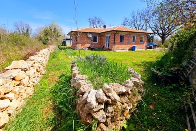 Poreč, surroundings,   a house  for sale