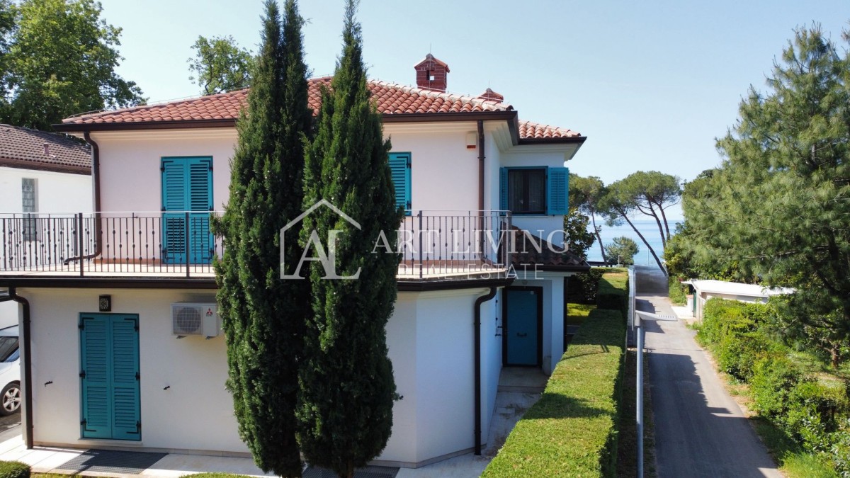 Umag, Umgebung – Luxuriöses Haus im toskanischen Stil – Toplage am Meer