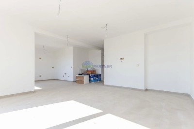 Stan 93m2 s bazenom, Poreč