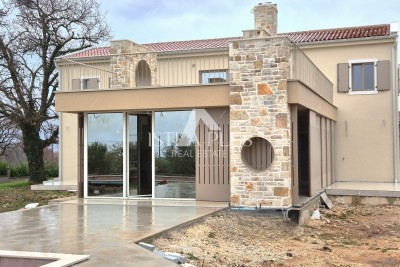 Istrien, Region Poreč – Neue Luxusvilla mit Meerblick – Designprojekt, hochwertige Bauausführung