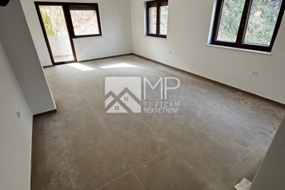 Pula, apartment on the 1st floor near the Court, NEW BUILDING