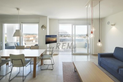 Appartamento con splendida vista sul mare a Cittanova