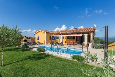 Poreč: Atemberaubende villa mit pool und panoramablick zu verkaufen