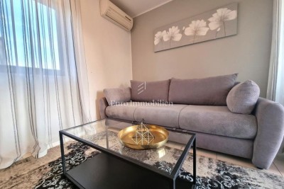 Novigrad!!! Schöne Wohnung im Erdgeschoss