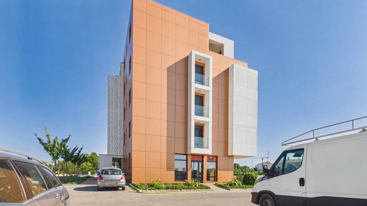 UMAG, CENTAR, DVOSOBAN STAN NA TOP LOKACIJI, EKSKLUZIVA AGENCIJE!