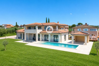 Poreč okolica - Vila s 5 spalnicami, bazenom, pogled na morje