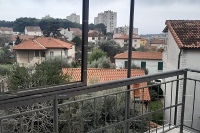 Pula Veruda. Prodaje se stan u kući na 1. katu – atraktivna lokacija