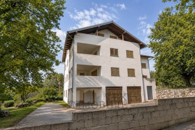 House with 7 residential units in Poreč, 847m2