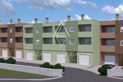 Istra, Pula: Dvosoban stan s garažom