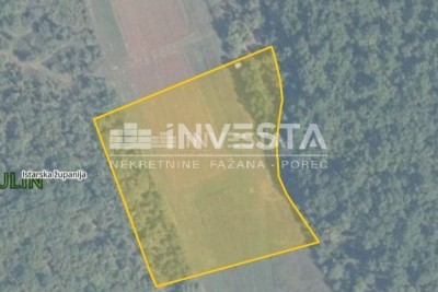 Flengi, two agricultural plots of 18,670 m2